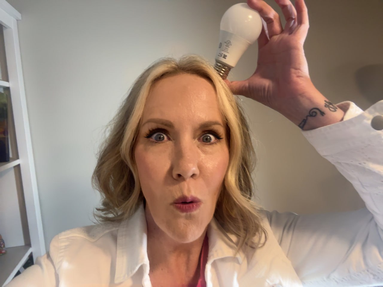 Shawna with light bulb idea moment