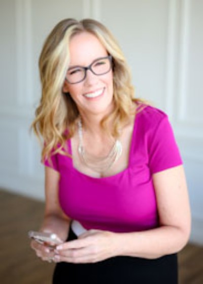 Shawna Suckow headshot 5